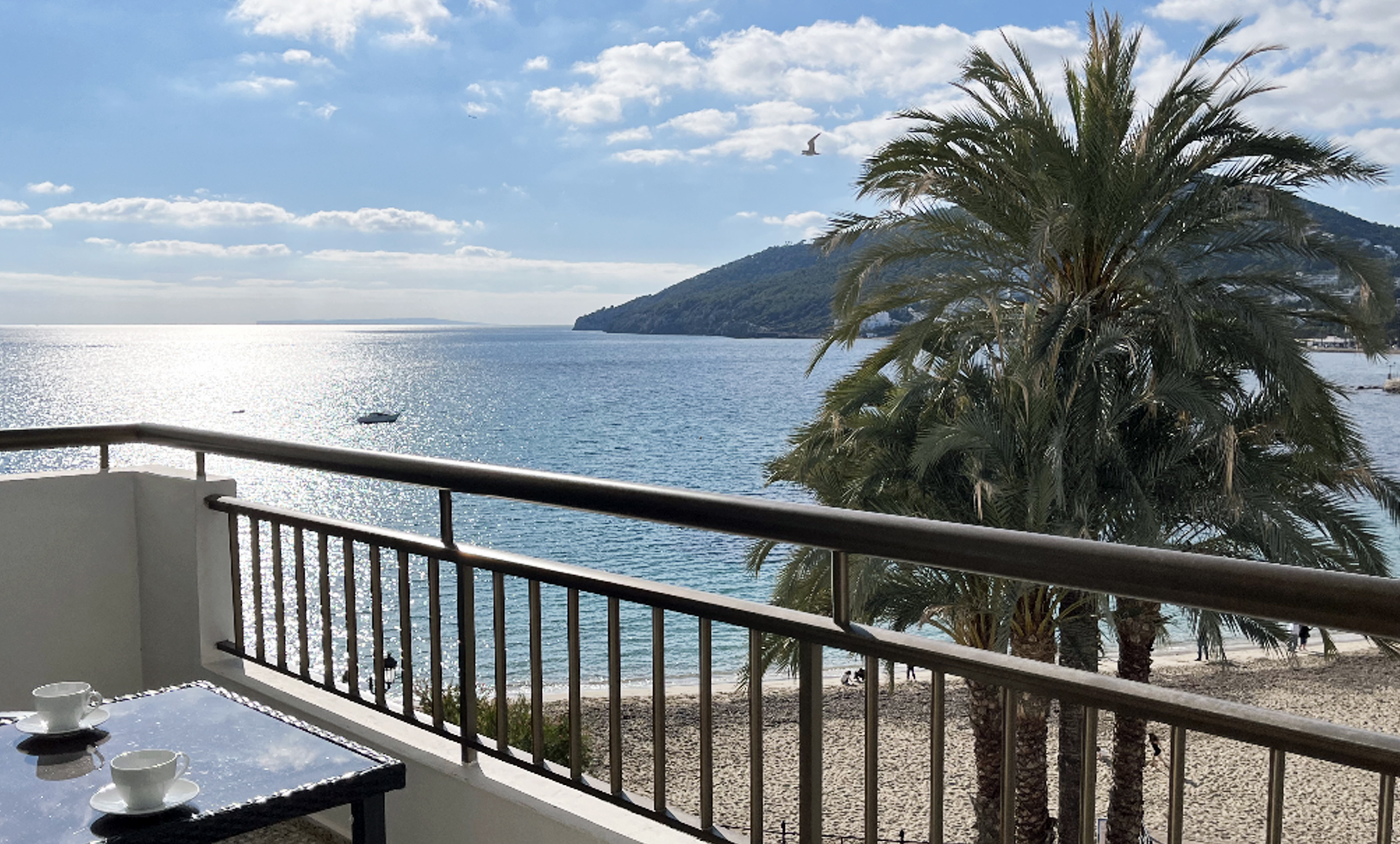 10 razones por las que alquilar un apartamento de verano en Ibiza